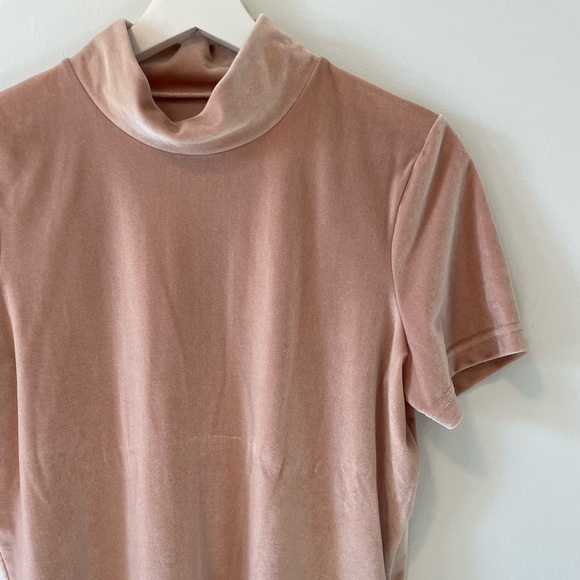 𝅺Madewell Velvet Mock Neck Top - Picture 4 of 12